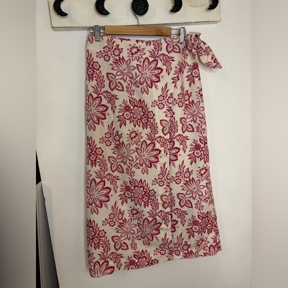 Tommy Hilfiger Linen Floral Wrap Skirt in Red and Cream